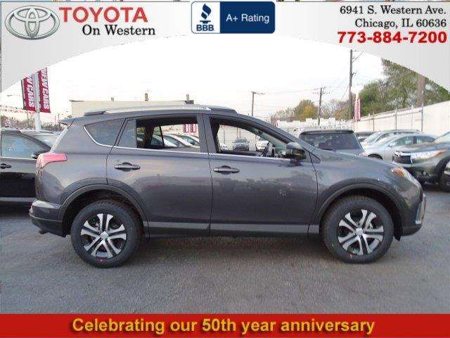 Toyota RAV4 2017 photo 1